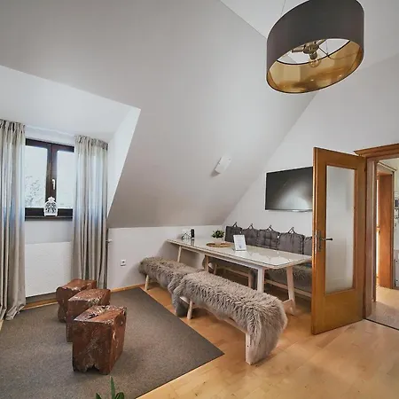 Daire Salzburg Cottage *